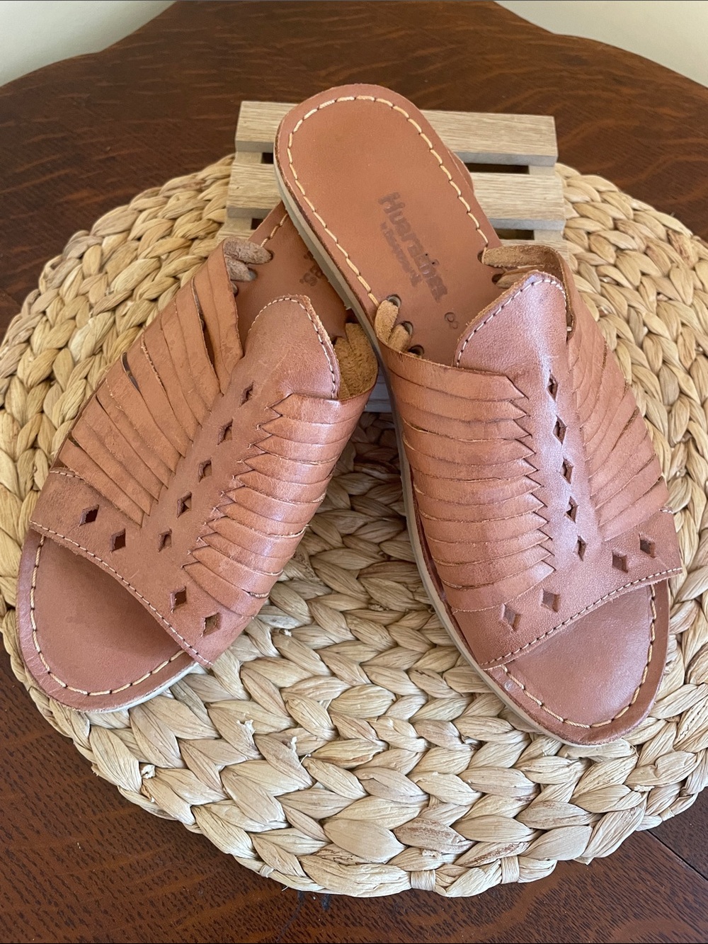BearPaw Huarathes Woven Leather Slides